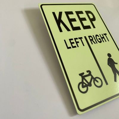 Over 8 Hours Glowing Time Light-Emitting Aluminum Signage For Ceiling-mounted Installation
